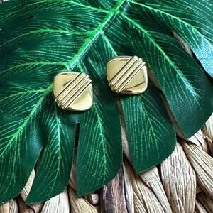 BOGO FREE LCI. Golden Square earrings Vintage